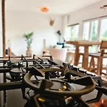 Beautiful With Spacious Garden Voorthuizen