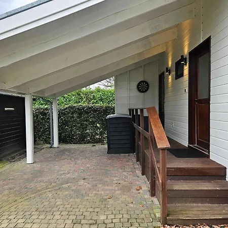 Дом отдыха Beautiful With Spacious Garden Вортхёйзен