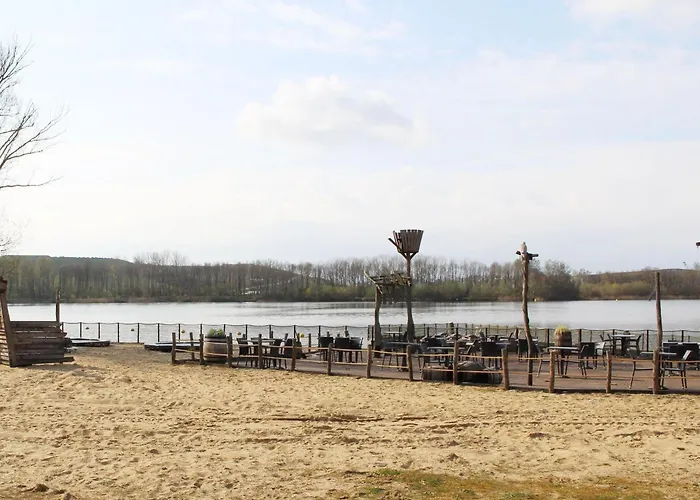 Сasa de vacaciones Beautiful With Spacious Garden