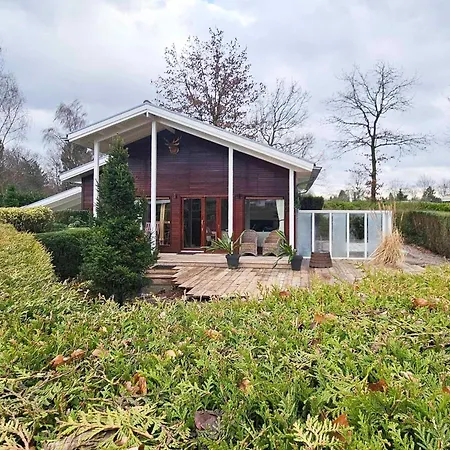 Prázdninový dům Beautiful With Spacious Garden Voorthuizen