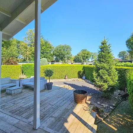Beautiful With Spacious Garden Holiday home *