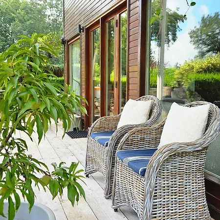 Beautiful With Spacious Garden Holiday home Voorthuizen